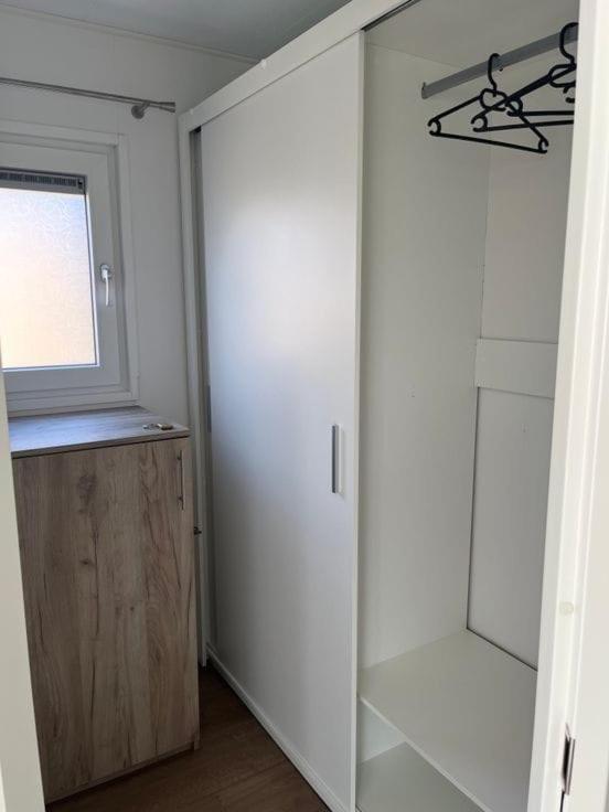 Moderne Chalet Met Airco In Blankenberge Εξωτερικό φωτογραφία